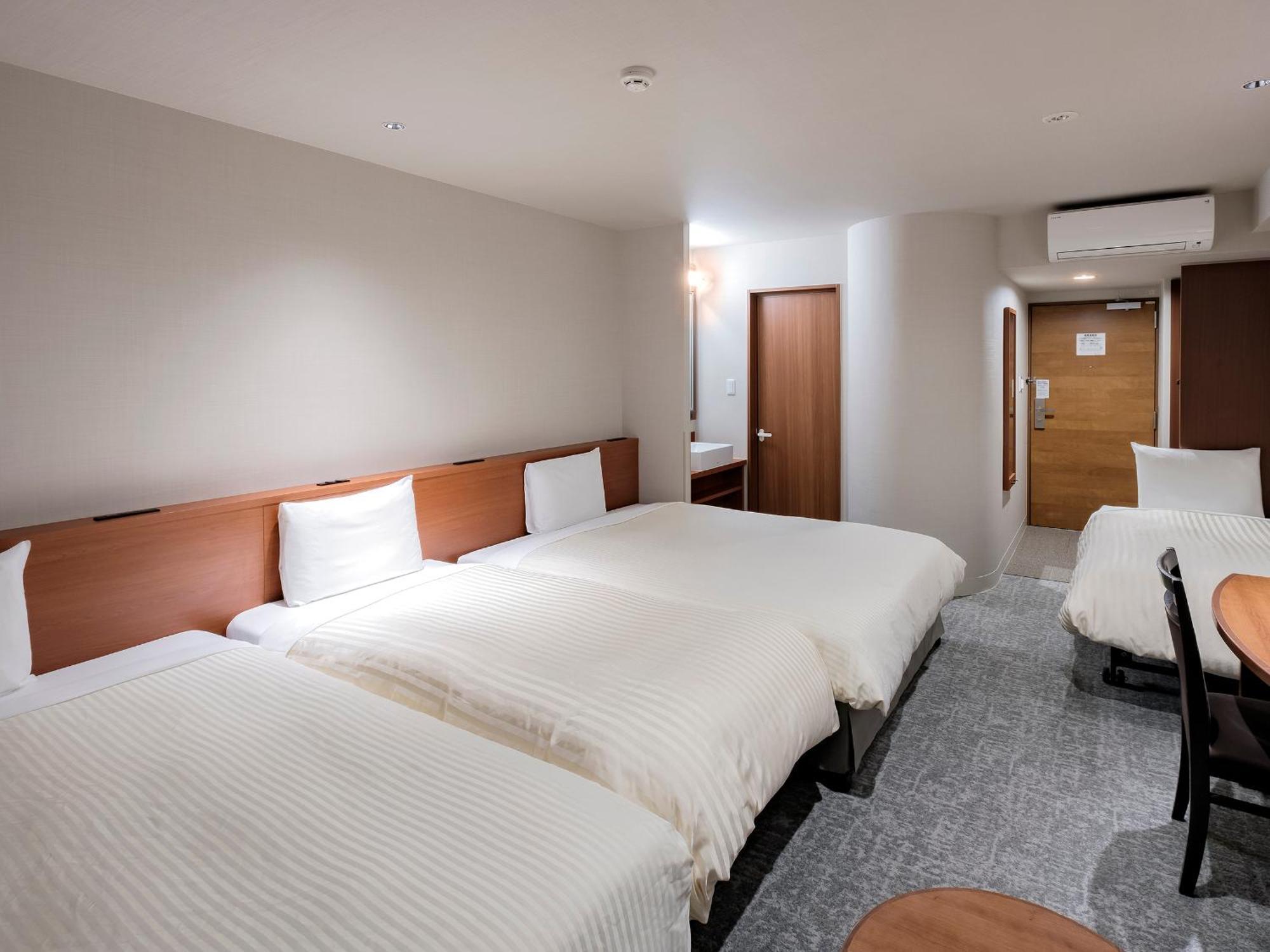 Vessel Hotel Miyakonojo Exterior photo